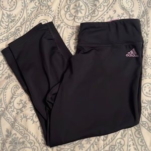 Size M Adidas Capri workout leggings